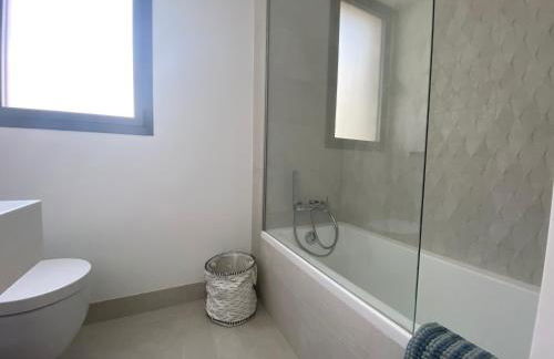 Luxury Blue Maritimo 2 Bedrooms Apartment Artola Homes Cabopino - Photo 26