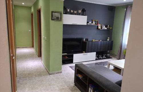 Apartamento Duartes en Barbastro vistas al pirineo - Foto 14