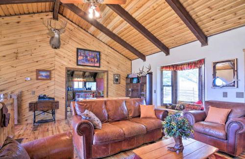 Rustic Cabin 20 Mins to Capitol Reef Natl Park! - Photo 3