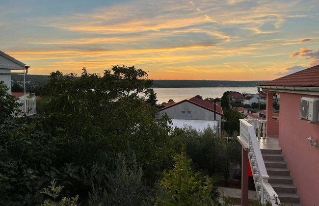 Jenny - 300m to the Beach - A1 - Photo 8