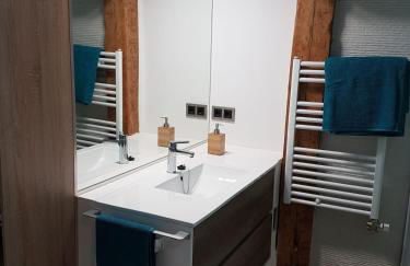 GUMERFLAT PATIO-Yaard, Parking &, WiFi Fibra Free, Downtown - Foto 33