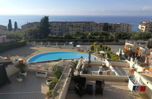 Sunset Penthouse - Photo 19