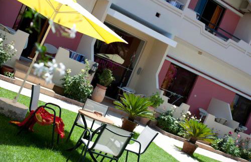 Nikolas Suites - Foto 1