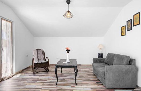 Cozy Apartment In Dragisici With Wifi - Photo 3