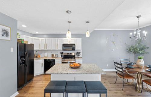 Spacious King Suite, Game Room, Patio, Firepit - Foto 25