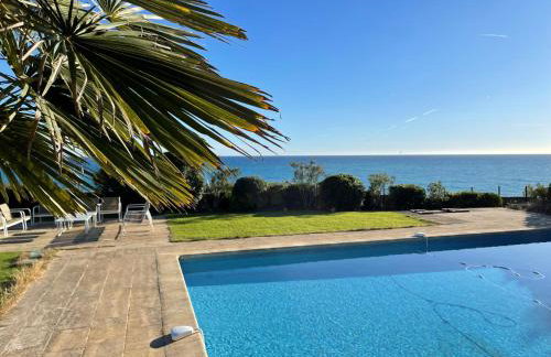La Roche Bleue - Villa de charme avec vue exceptionnelle bord de mer piscine privée jardin et terrasse - Foto 12