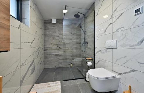 Stunning Home In Vinogradi Ludbreski - Foto 31