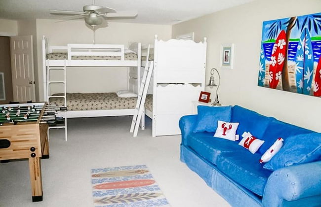 Coastal Escape w Pool Pool Table Walk to Beach - Foto 13