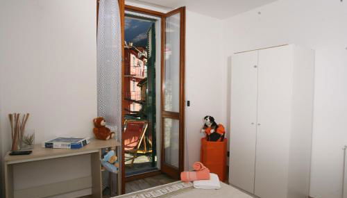 CASA ALESSIA NEL VERDE con WI-FI - Foto 3, wardrobe