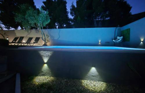 Luxury apartment Duće with private pool - Foto 5