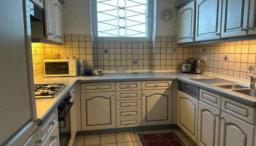 Estelada Retro Residence - Oberhaching - Foto 4, stove, dishwasher