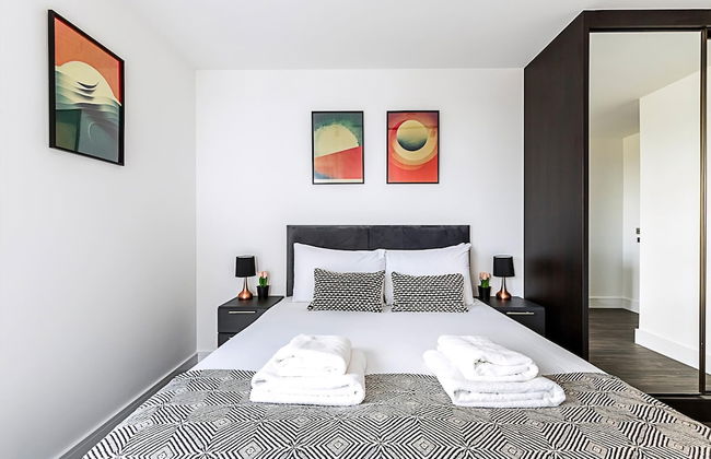 Sleek and Stylish 9th Floor Apartment - Foto 18