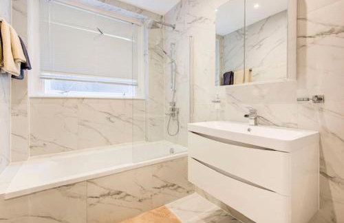 Beautiful 2 bed apartment in central London - Photo 10