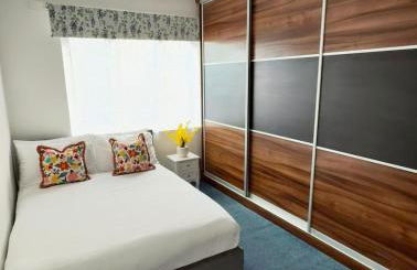 Luxury House in Ilford 21 minute Train journey from Central London - Foto 23