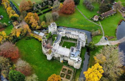 Lady Florence, Spring Unique River Boat with Castle Views - Foto 13