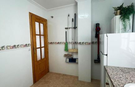 Low Price Modern Apartment Aircon & Filter Water - Foto 35