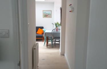 The Studio is bright, airy and comfortable. - Foto 10