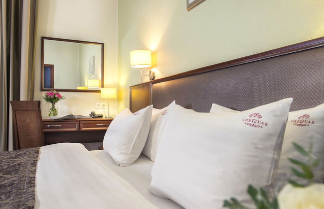 Greguar Hotel & Apartments - Photo 52