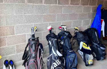 Saintfield Centre - Sleeps 8 - Garage & patio - Foto 9