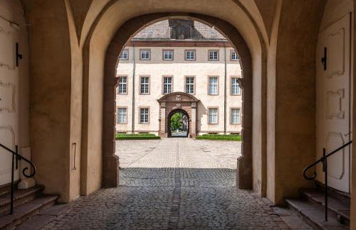 Luxus wohnen im Schloss Corvey für 1-6 Gäste im UNESCO Weltkulturerbe Höxter Weserbergland free W-Lan Parken Netflix für Familien Paare und Geschäftsreisende inkl Handtücher Seife Nintendo Switch uvm - Foto 22