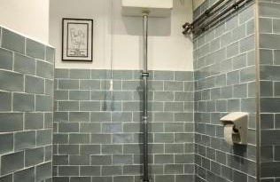 Villa Regionalista principios Siglo XX 1919 -Pedregalejo-Baños del Carmen-A UNOS METROS DEL MAR!!! PISCINA CLIMATIZADA BAJO PETICION - Photo 16