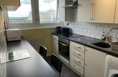 City Centre - Next to Hilton Hotel - Victoria Centre 2 Bedrooms Apartments - Close to Theatre Royal - in Victoria Centre Shopping Centre - 24 Hours Access - Parking Cars or Vans from Five Pounds a Day - Onsite Parking from Ten Pounds a Day - Foto 6
