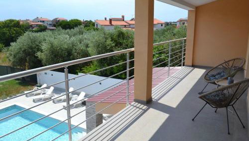 Holiday House Mara - Foto 3, sunbed