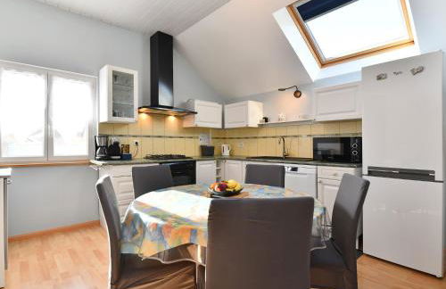 Gîte convivial avec terrasse abritée, 3 chambres, cuisine équipée, espace détente, proche autoroutes et pistes cyclables. - FR-1-744-6 - Foto 6