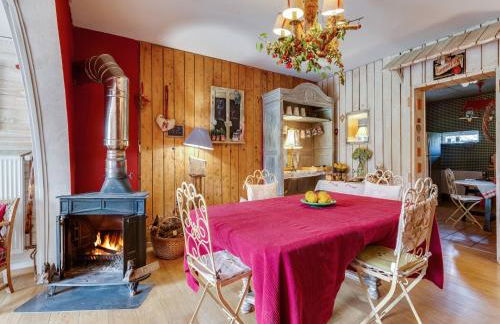 Holiday Home in Auvergne With Roofed Garden and Terrace - Foto 10