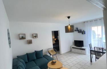 Joli T3 à 5 mins à pied plage et port avec parking - Foto 6