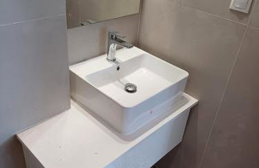 Mary Apartments - Photo 11