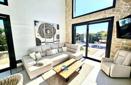 Strandnahe Design Villa mit Pool 2 Schlafzimmer 180 qm - Foto 10