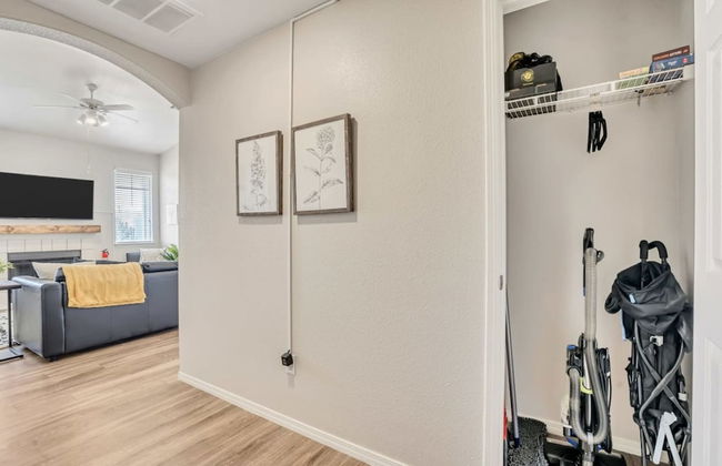 Welcoming 2BR Pool Gym Near Hill AFB Lagoon - Foto 3