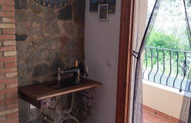 RuralRusticHome - Photo 27