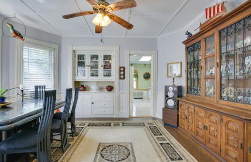 Quaint Beverly Townhome Walk to Beach and Downtown! - Photo 6