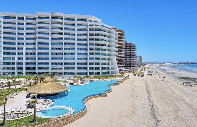 Luxury New Oceanfront Condo 5BR Sleeps 12 - Foto 53