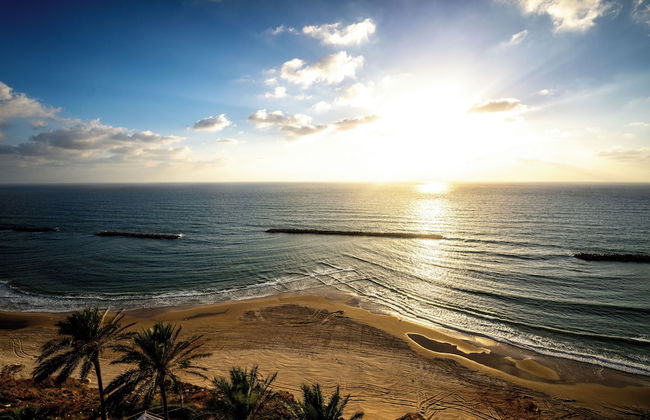 Panoramic Sea View Luxury Suite - Photo 27