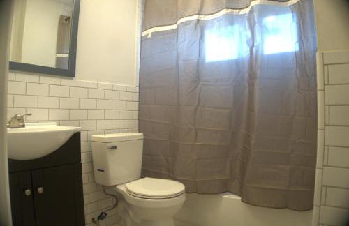 Brand new 3 bedroom apt close to all - Foto 17