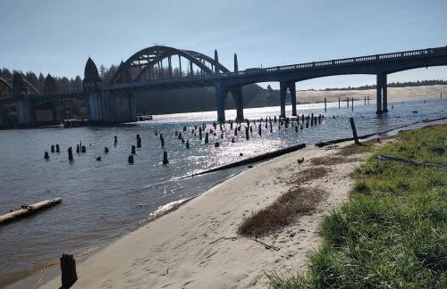 Cozy Harborside Condo, Florence - Foto 9