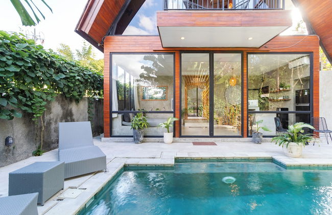 Azure 2BR Modern Private Pool Villa in Pererenan - Photo 34