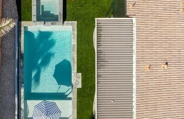 Spacious Yard, Sparkling Pool & Spa, Firepit, 9beds! - Photo 8