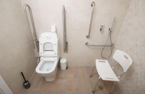 APARTAMENTOS GORI SUITES HIDROMASAJE accesibles minusválidos - Foto 30