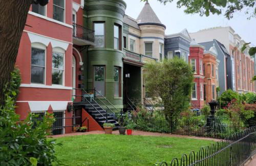 2BR Capitol hill delight, with private parking - Foto 24