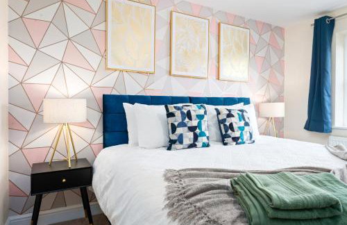 Luxury large home - Parking - Garden - Sleeps 6 - Foto 16