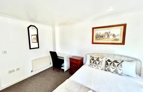 Mannys Apartment - Nice & Cozy 4Bed Flagship Lodge - Photo 21