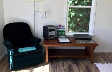 Riverside Cabin with Rare Claw-Foot Bathtub, Montana - Foto 27