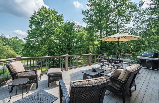 Play-a-way Chalet by Taylor Made Deep Creek - Photo 3