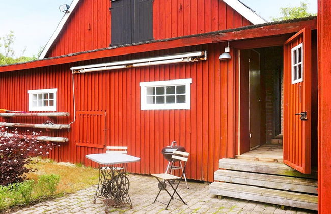 2 Person Holiday Home in Molle - Foto 1