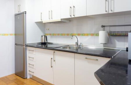 Elegant Malaga Retreat - Photo 16