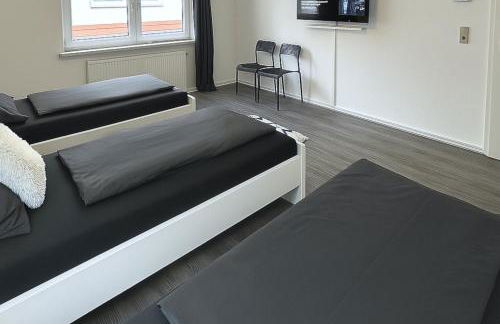 VAZ Apartments Haus Langerfeld für Monteure, TV, WLAN, Küche, nahe 3M und EDE - Foto 3